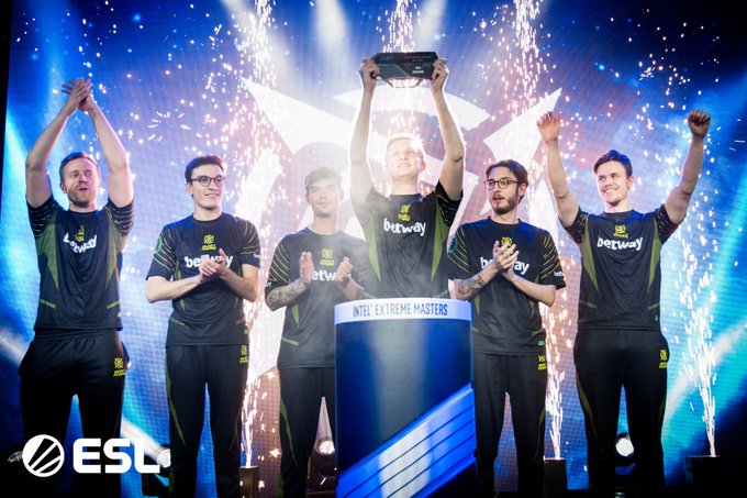 心球员建立 心球员建立