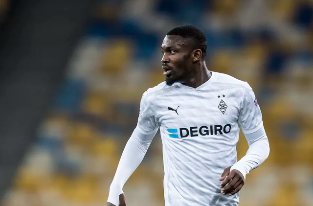 广东比北京赚2场！手术后“一只眼”也带娃，大魔王真无心恋战？.